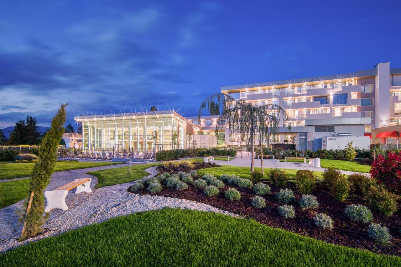 гранд княз Hotel